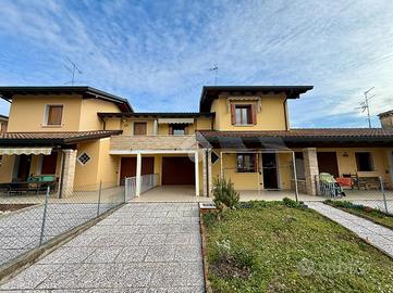 VILLA A SCHIERA A PRAVISDOMINI