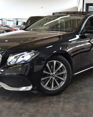 Mercedes E 220D Premium TETTO/Navi/Pelle/9G