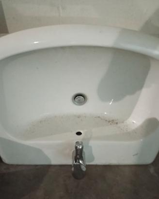 Lavandino bagno