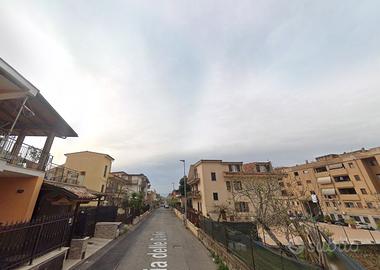 Guidonia bilocale con balcone e posto auto riserva