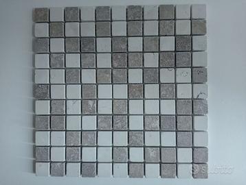 MOSAICO IN MARMO TRAVERTINO CHIARO E NOCE 30X30(8F