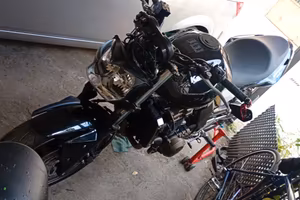 Kawasaki z 750 s--naked--pochi km