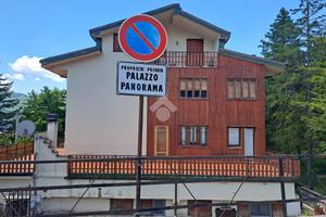 3 LOCALI A RIVISONDOLI