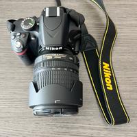 Nikon D3200 18-105 vr kit e borsa imbottita gratis