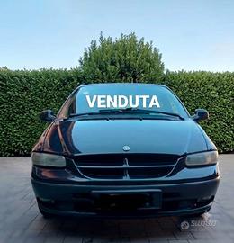 chrysler voyager sette posti