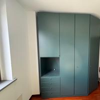 Armadio tipo cabina in legno vero con chiavi