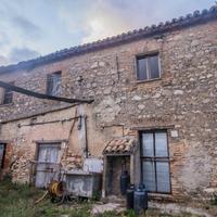 CASA SEMINDIPENDENTE A TORRI IN SABINA