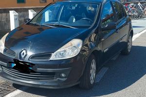 Clio anno 2009 come nuova!!! 123000km REALI