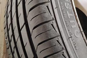 Gomme estive pari al nuovo + cerchi