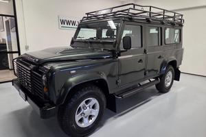 LAND ROVER Defender 110 2.4 TD4 7 POSTI AUTOVETT