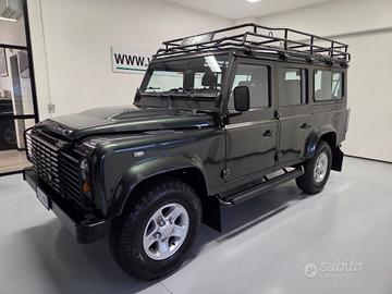 LAND ROVER Defender 110 2.4 TD4 7 POSTI AUTOVETT