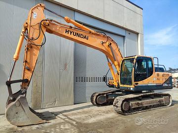 Escavatore cingolato usato HYUNDAI R220NLC-9A