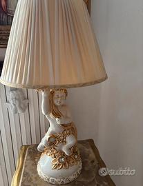 lume piu vasi e porta candele .