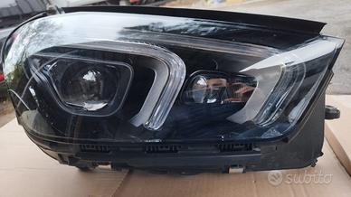 Faro fanale Mercedes GLE 350 4 Matic