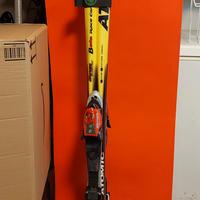 Sci Atomic Race Carv 170 cm e raggio 9,12