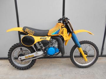 Suzuki RM 250 1983