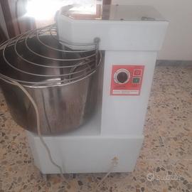 Impastatrice professionale