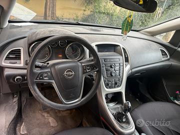 Opel astra quarta serie 1.4 100cv 5P Cosmo