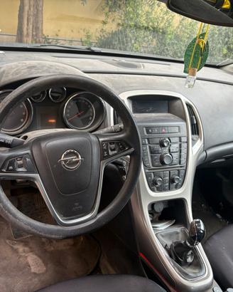 Opel astra quarta serie 1.4 100cv 5P Cosmo