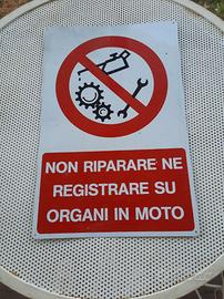Cartello vintage non riparare