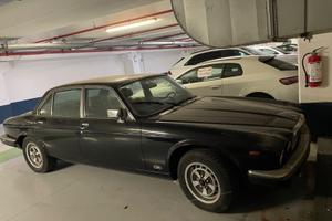 Jaguar xj6 in buone condizioni.