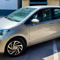 Volkswagen up! 1.0 5p. Metano – Unico Proprietario