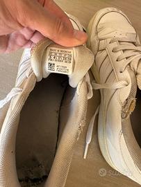 Sneakers Adidas --- Bianche ---