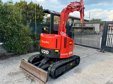 E197 ESCAVATORE 20 q KUBOTA GIROSAGOMA