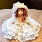 Bambola di porcellana