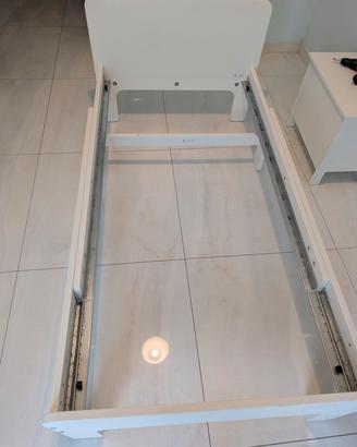 Lettino Ikea Slakt con rete e materasso 
