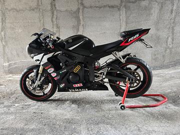 Yamaha R6 2003
