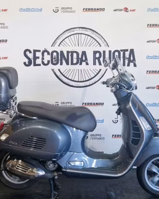 Vespa 300 GTS hpe Touring