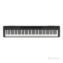 Piano Yamaha P-145 come nuovo + supporto e libri