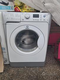 lavatrice 9 kg funzionante,display no