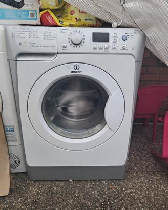 lavatrice 9 kg funzionante,display no