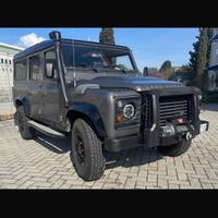 Land rover defender 2011 td4