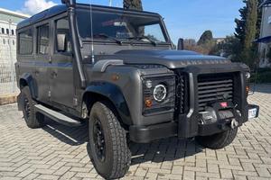 Land rover defender 2011 td4