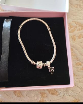Bracciale Pandora +  charm e scatola pandora