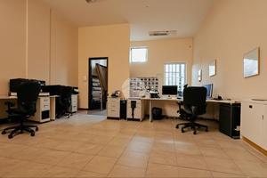 NEGOZIO A MONTESARCHIO