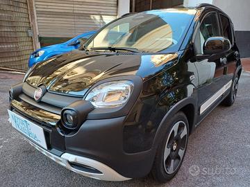 FIAT Panda Pandina Cross 1.0 FireFly Hybrid 5°P