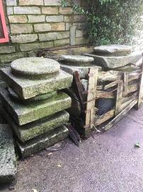 Capitelli in granito Montorfano, originali 1800