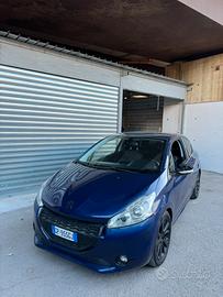 Peugeot 208 GT Line 1.6 92cv diesel
