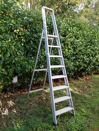 scala  in alluminio 8 gr. marca Frigerio