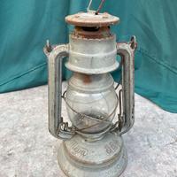 LAMPADA A PETROLIO MARCA MEVA-864 ANNI 50