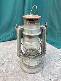 LAMPADA A PETROLIO MARCA MEVA-864 ANNI 50