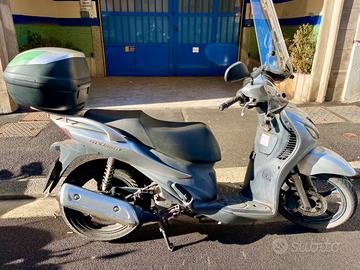 Suzuki UX Sixteen 150 - 2009