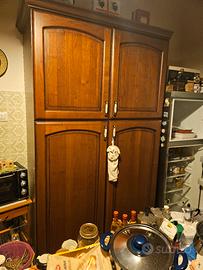 cucina in legno o stile rustico praticamente nuova