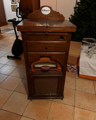 Mobile “pizzaiolo” vintage con fornetto Ariete