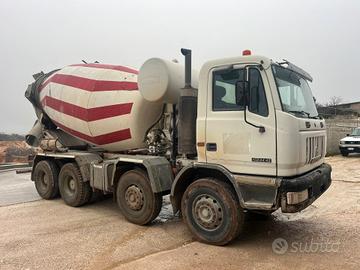 Autobetoniera Astra HD7 84 42