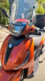 scooter piaggio beverly